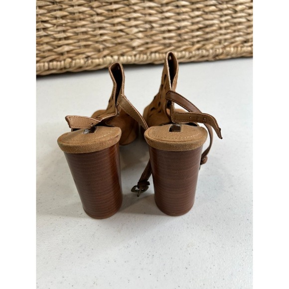 Tahari Marvel Sandals Size 23m Maple Brown Block Heel Suede Cutout Sling Back - Picture 6 of 14